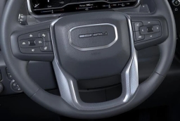 GMC Sierra 1500 Denali 4WD Crew Cab 147" 2026