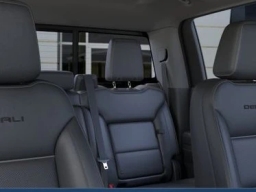 GMC Sierra 1500 Denali 4WD Crew Cab 147" 2026