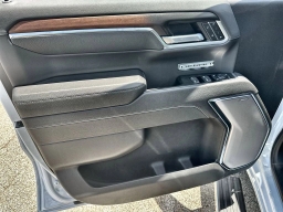 GMC Sierra 1500 Denali 4WD Crew Cab 147" 2026