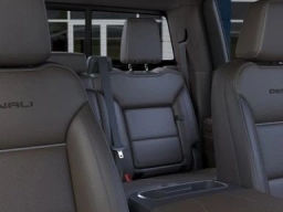 GMC Sierra 1500 Denali 4WD Crew Cab 147" 2026