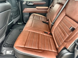 GMC Sierra 1500 Denali Ultimate 4WD Crew Cab 147" 2026