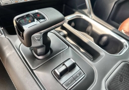 GMC Sierra 1500 Denali Ultimate 4WD Crew Cab 147" 2026