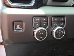 GMC Sierra 1500 Denali Ultimate 4WD Crew Cab 147" 2026