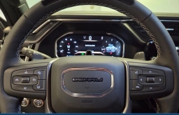 GMC Sierra 1500 Denali Ultimate 4WD Crew Cab 147" 2026