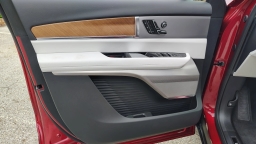 Cadillac VISTIQ Luxury AWD 4dr 2026