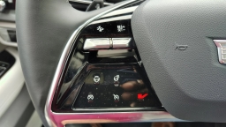 Cadillac VISTIQ Luxury AWD 4dr 2026