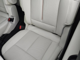 Cadillac VISTIQ Luxury AWD 4dr 2026