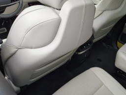 Cadillac VISTIQ Luxury AWD 4dr 2026
