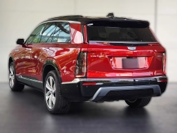 Cadillac VISTIQ Luxury AWD 4dr 2026