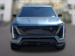 Cadillac VISTIQ Luxury AWD 4dr 2026