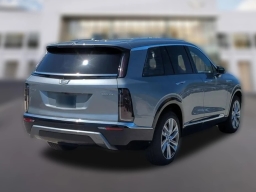 Cadillac VISTIQ Luxury AWD 4dr 2026