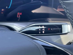 Cadillac VISTIQ Platinum AWD 4dr 2026