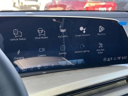 Cadillac VISTIQ Platinum AWD 4dr 2026