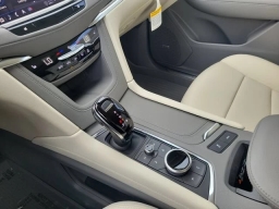Cadillac XT5 FWD Premium Luxury 4dr 2026