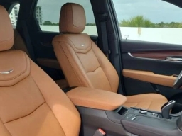 Cadillac XT5 FWD Premium Luxury 4dr 2026