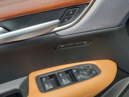 Cadillac XT5 FWD Premium Luxury 4dr 2026