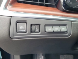 Cadillac XT5 FWD Premium Luxury 4dr 2026