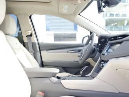Cadillac XT5 FWD Premium Luxury 4dr 2026