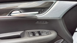 Cadillac XT5 AWD Sport 4dr 2026