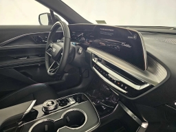 Cadillac LYRIQ Luxury 4dr 2026