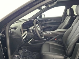 Cadillac LYRIQ Luxury 4dr 2026