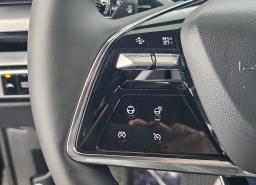 Cadillac LYRIQ Luxury 4dr 2026