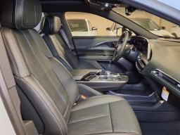 Cadillac LYRIQ Luxury 4dr 2026