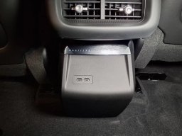 Cadillac LYRIQ Luxury 4dr 2026
