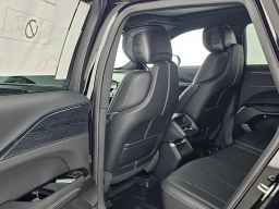 Cadillac LYRIQ Luxury 4dr 2026