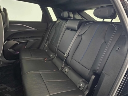 Cadillac LYRIQ Luxury 4dr 2026