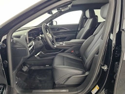 Cadillac LYRIQ Luxury 4dr 2026