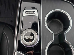 Cadillac LYRIQ Luxury 4dr 2026