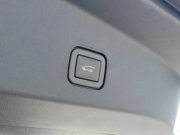 Cadillac LYRIQ Luxury 4dr 2027