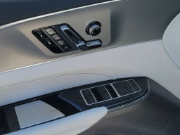 Cadillac LYRIQ Luxury 4dr 2027