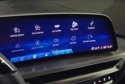 Cadillac LYRIQ Luxury 4dr 2027