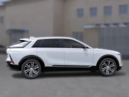 Cadillac LYRIQ Luxury 4dr 2026