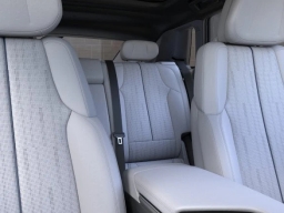 Cadillac LYRIQ Luxury 4dr 2026