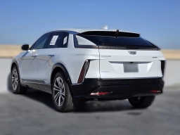 Cadillac LYRIQ Luxury 4dr 2026