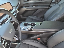 Cadillac LYRIQ Luxury 4dr 2026