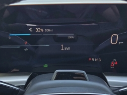 Cadillac LYRIQ Luxury 4dr 2026