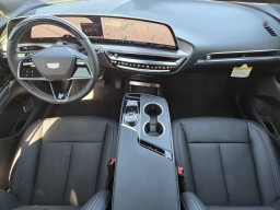 Cadillac LYRIQ Luxury 4dr 2026