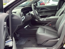 Cadillac LYRIQ Premium Luxury 4dr 2026