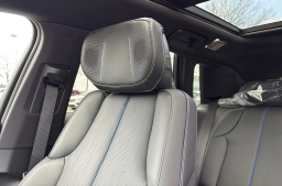 Cadillac LYRIQ Premium Luxury 4dr 2026