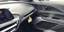 Cadillac LYRIQ Premium Luxury 4dr 2026