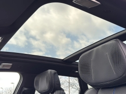 Cadillac LYRIQ Premium Luxury 4dr 2026