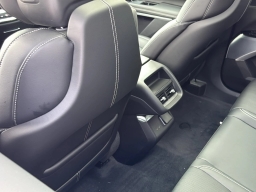 Cadillac LYRIQ Premium Luxury 4dr 2026
