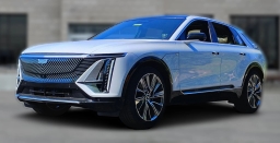 Cadillac LYRIQ Signature Luxury 4dr 2026
