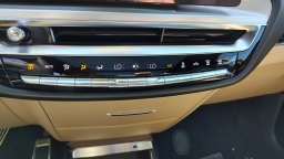 Cadillac LYRIQ Signature Luxury 4dr 2026
