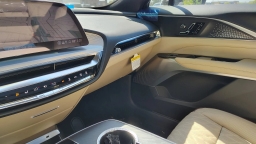 Cadillac LYRIQ Signature Luxury 4dr 2026