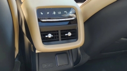 Cadillac LYRIQ Signature Luxury 4dr 2026
